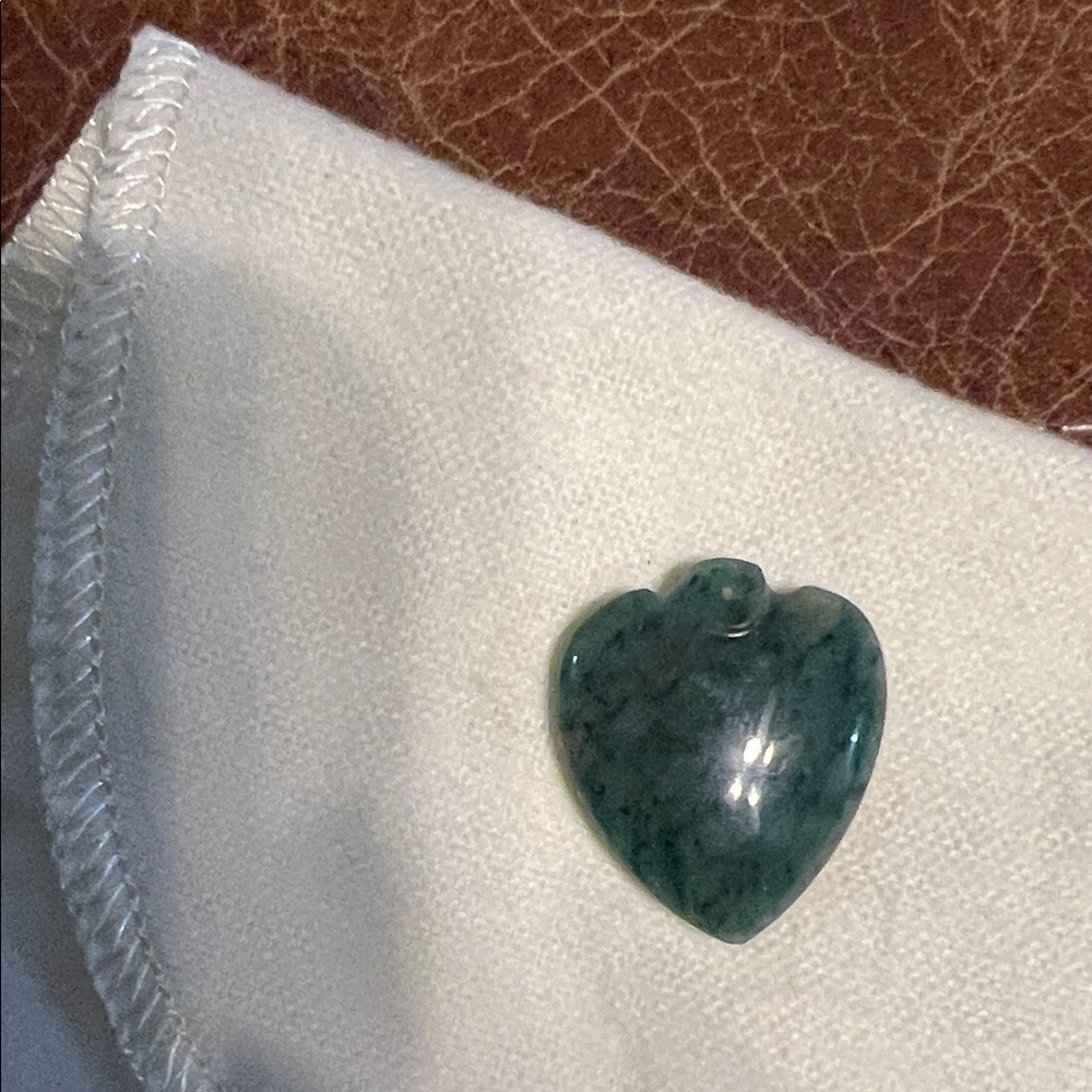Jade heart pendant vintage from china